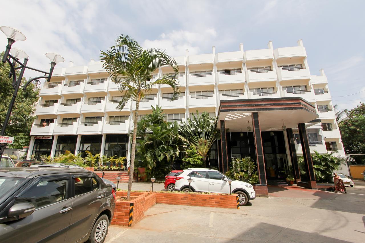 Hotel Ballal Residency Bangalore Buitenkant foto