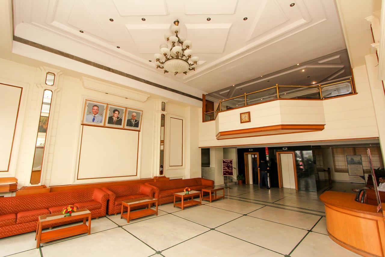 Hotel Ballal Residency Bangalore Buitenkant foto