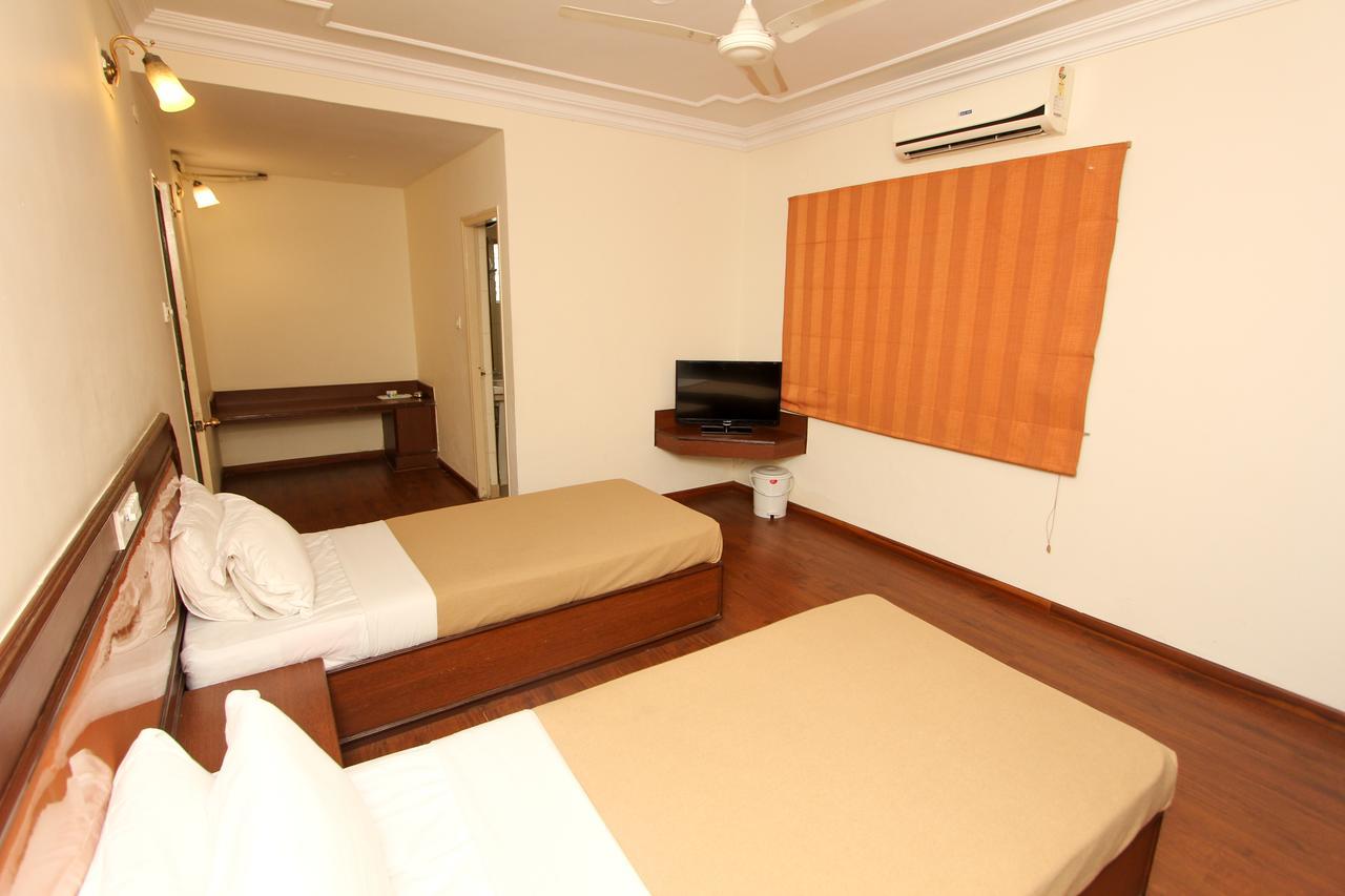 Hotel Ballal Residency Bangalore Buitenkant foto