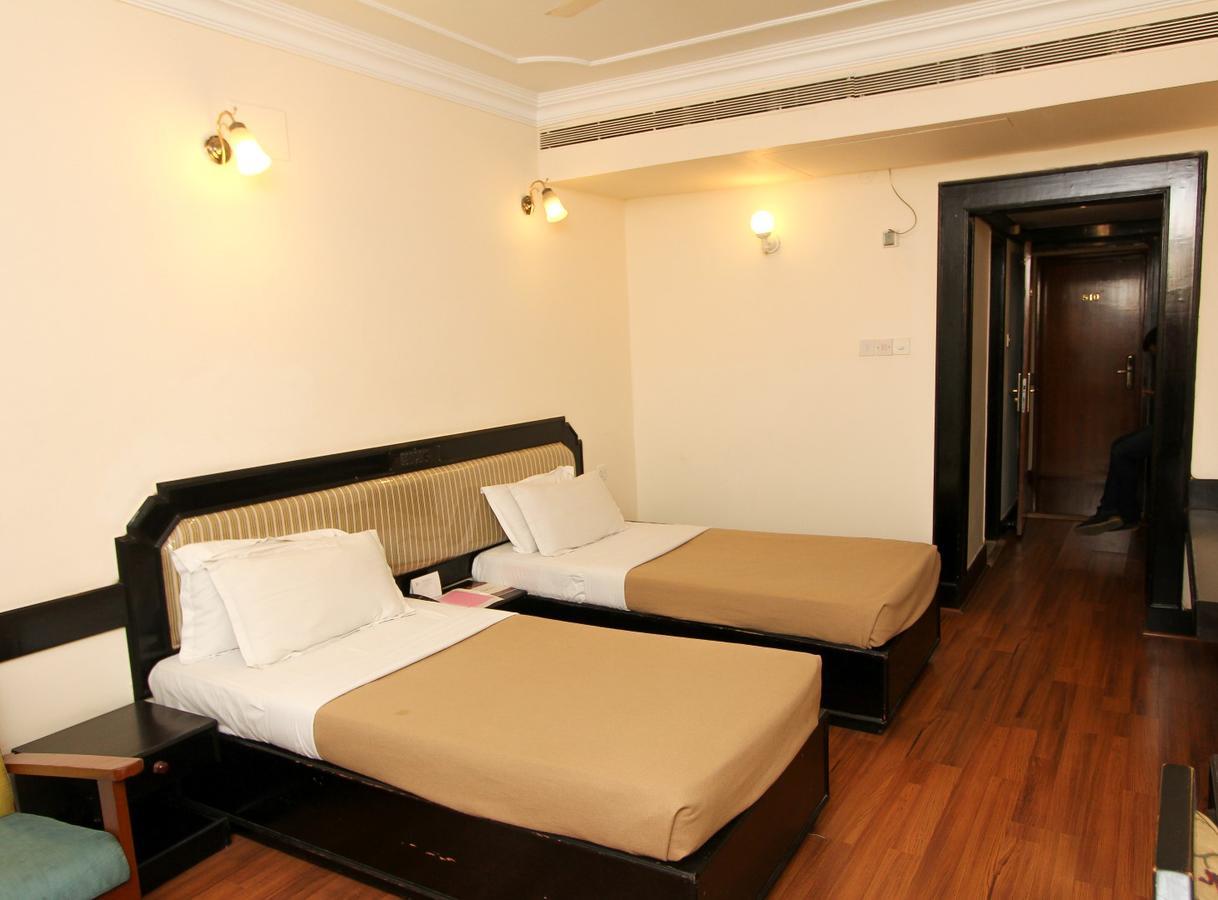 Hotel Ballal Residency Bangalore Buitenkant foto