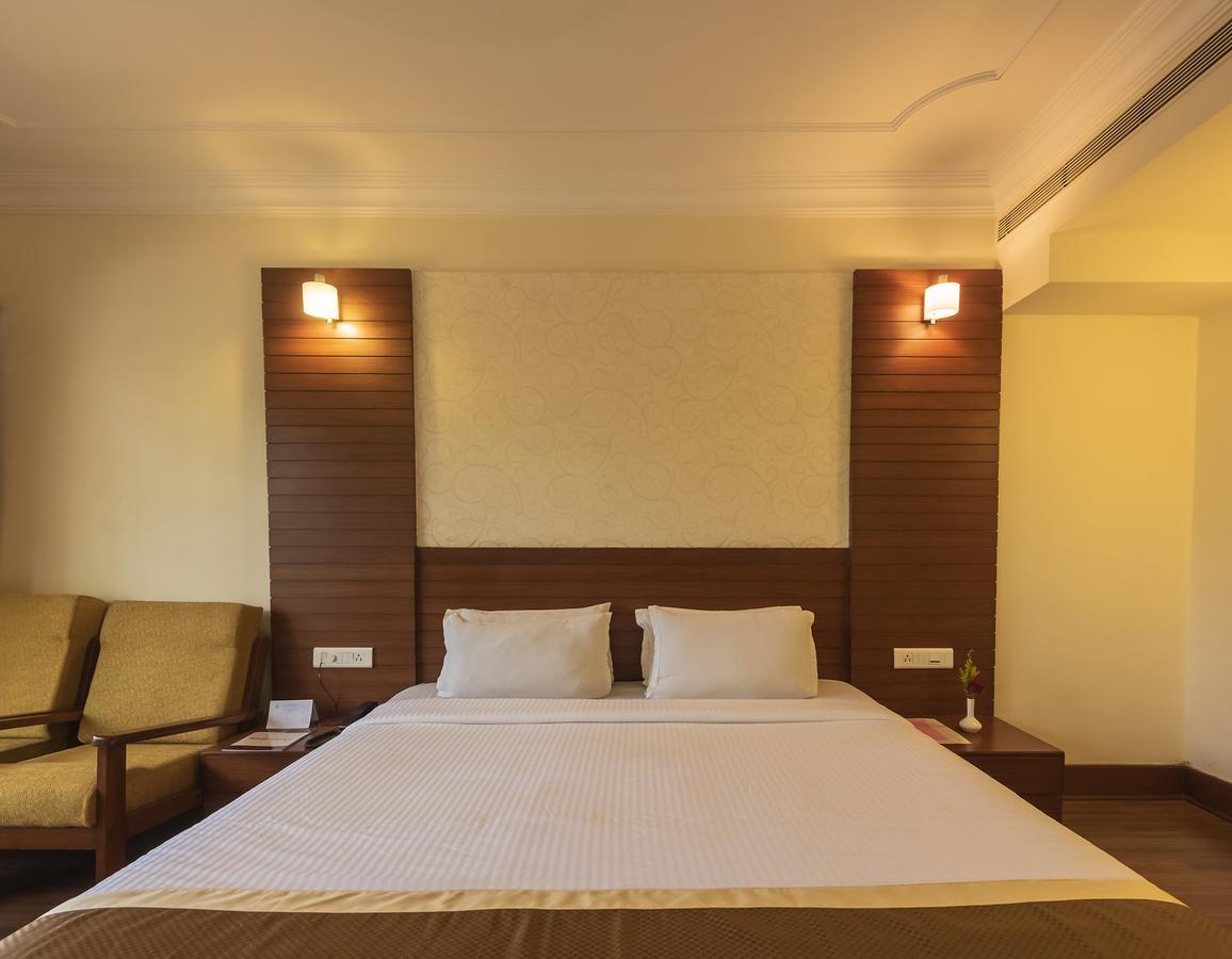 Hotel Ballal Residency Bangalore Buitenkant foto