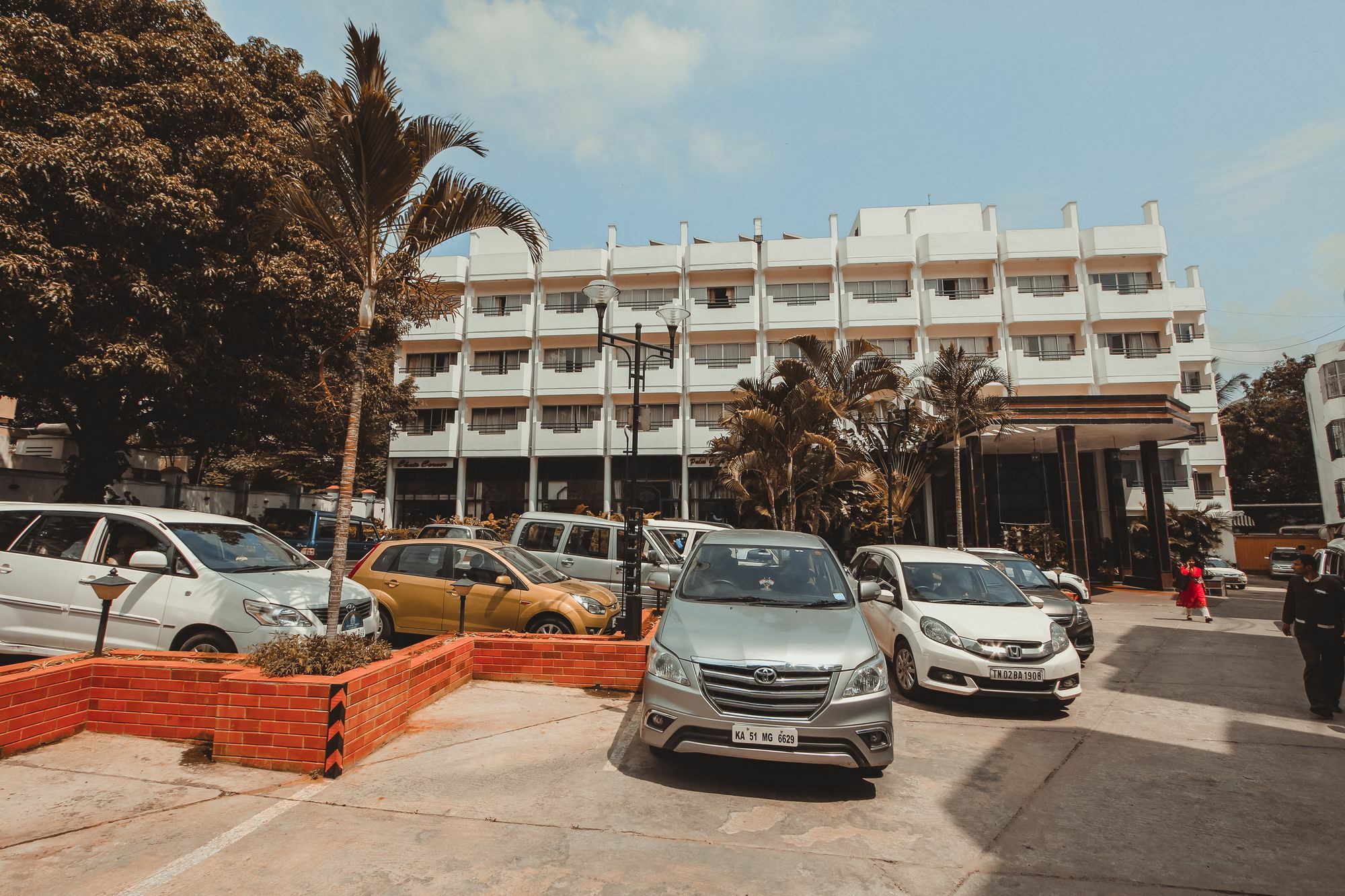 Hotel Ballal Residency Bangalore Buitenkant foto